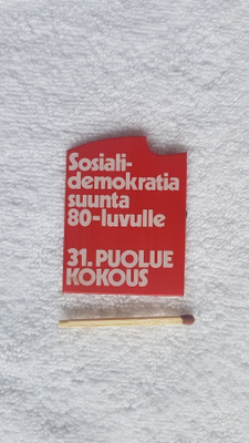 Sosialidemokratia suunta 80- merkki