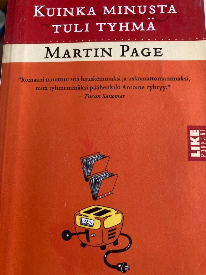 PAGE: KUINKA MINUSTA TULI TUHMÄ
