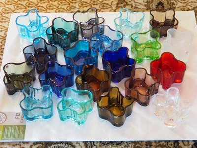 Iittala tuikkukipot,täydellinen sarja.
