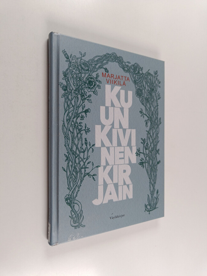 Marjatta Viikilä : Kuun kivinen kirjain