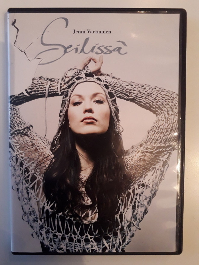 Seilissä, Jenni Vartiainen - DVD