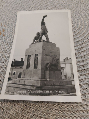 3 Vaasa Suomen Vapaudenpatsas
