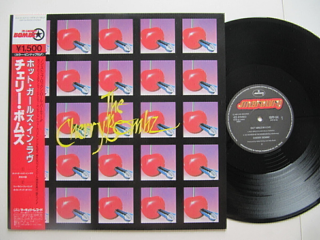 The Cherry Bombz Hot Girls In 12" OBI Japani (Hanoi Rocks)