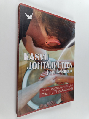 Maarit Aro-Heinilä : Kasvu johtajuuteen ja palvelemaan