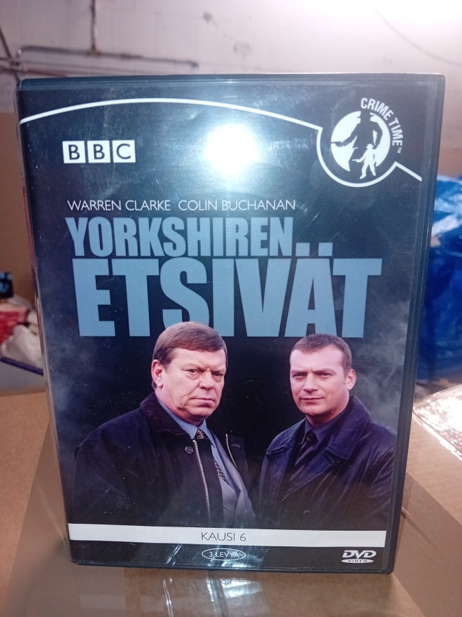 3 DVD YORKSHIREN ETSIVÄT KAUSI 6 ( SIS POSTIKULU )