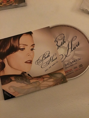 Beth hart - thru the window CDS single