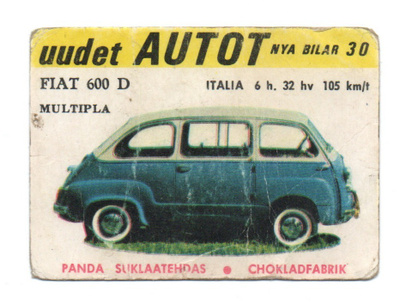 Purkkakuva UUDET AUTOT n:o 30 FIAT 600 D Purukumikuva