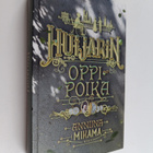 Anniina Mikama : Huijarin oppipoika - pikkukuva 1