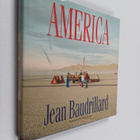 Jean Baudrillard : America - pikkukuva 1