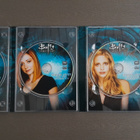DVD: Buffy - The Vampire Slayer, 7 kausi. 6xDVD USA R1 - pikkukuva 4