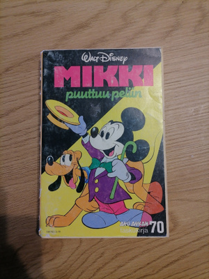 Aku Ankan Taskukirja 70: Mikki puuttuu peliin