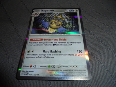 Pokemon keräilypelikortti Aegislash 150 HP