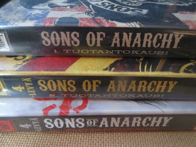 Sons of Anarchy tuotantokaudet 1-3 12DVD
