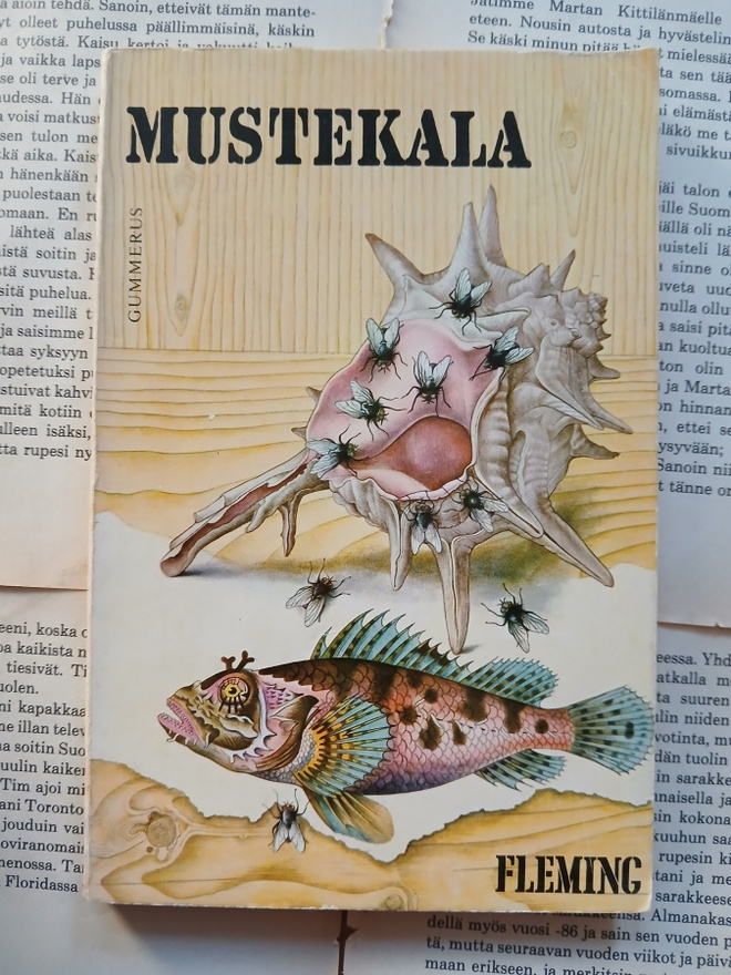 Ian Fleming - Mustekala; Hetken huumaus; Smaragdipallo (nid)