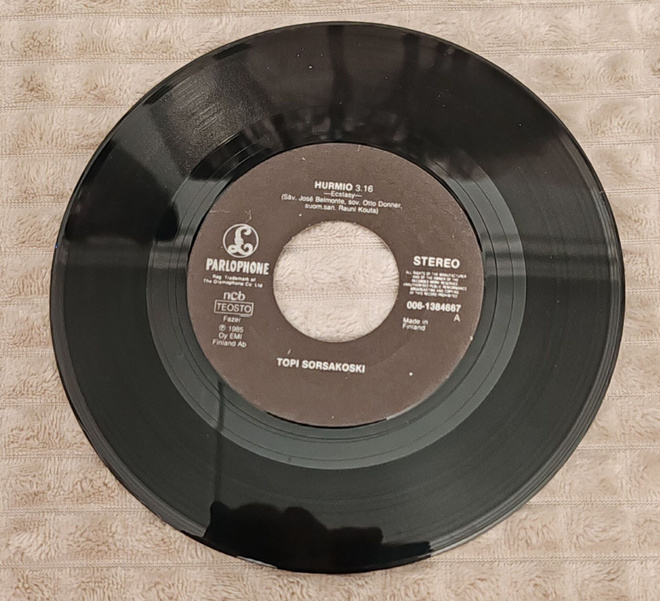 Topi Sorsakoski Hurmio 7"Single