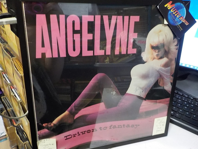 ANGELYNE - DRIVEN TO FANTASY LP NIMIKIRJOITUKSELLA !