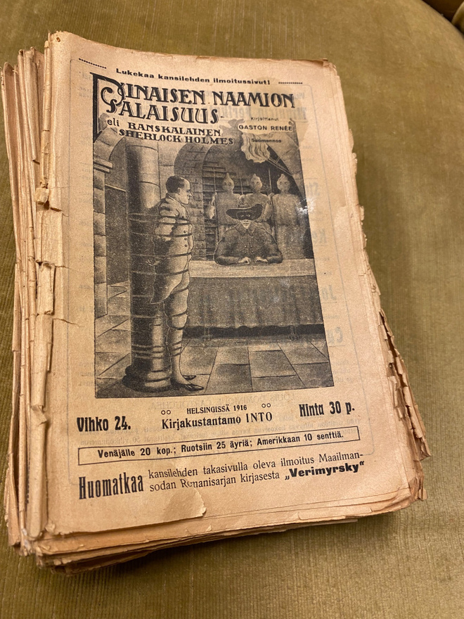 Gaston Renee: Punaisen naamion salaisuus vihkot 24-48