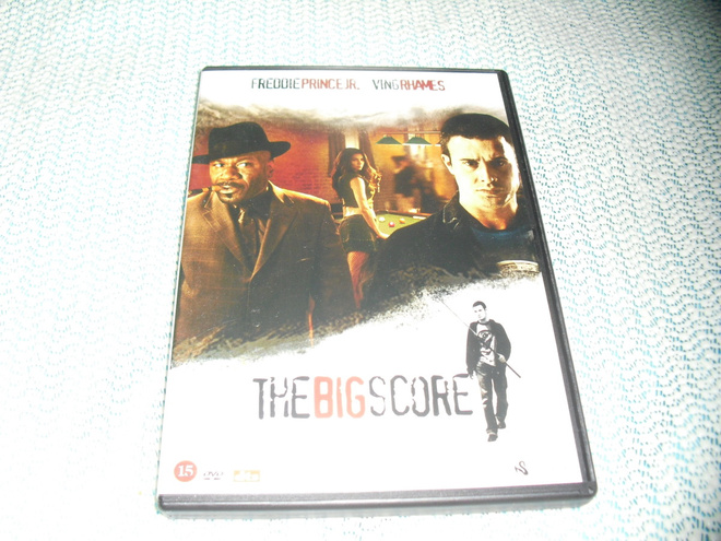 THE BIG SCORE (Freddie Prinze Jr.)***