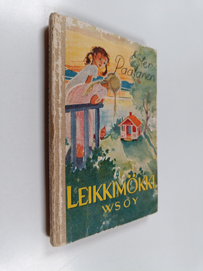 Esteri Paalanen : Leikkimökki