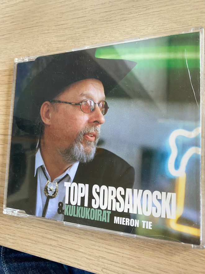 Topi Sorsakoski & Kulkukoirat: Mieron tie cds
