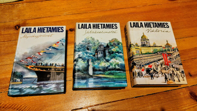 KIRJAPAKETTI LAILA HIETAMIES, 3 kirjaa