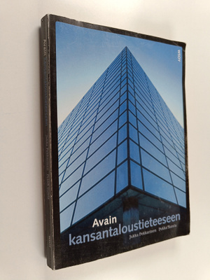 Jukka Pekkarinen : Avain kansantaloustieteeseen