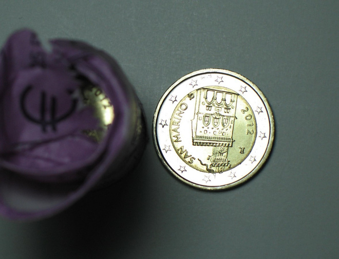 2012 SAN MARINO 2 euro UNC suoraan rullasta