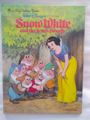Walt Disney's Classic Snow White and the Seven Dwarfs