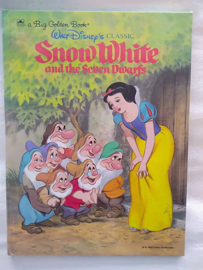 Walt Disney's Classic Snow White and the Seven Dwarfs