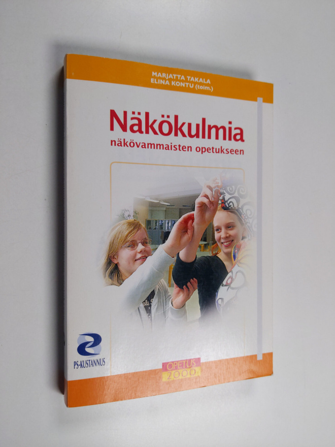 Marjatta ym. Takala : Näkökulmia näkövammaisten opetukseen
