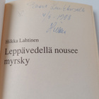 Hilkka Lahtinen : Leppävedellä nousee myrsky (signeerattu... - pikkukuva 3