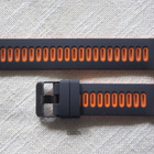 22mm Silikoni urheiluranneke musta/oranssi - pikkukuva 1