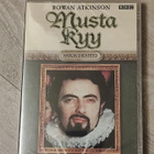 Musta Kyy sarja 2 UUSI Rowan Atkinson - pikkukuva 1