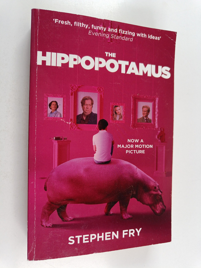 Stephen Fry : The Hippopotamus