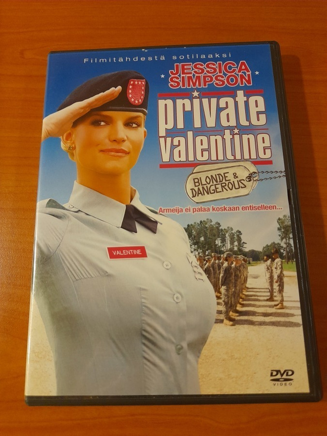 Private Valentine: Blonde & Dangerous