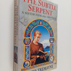Peter Tremayne : The subtle serpent : a Sister Fidelma my... - pikkukuva 1