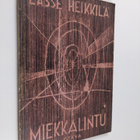 Lasse Heikkilä : Miekkalintu : teemoja - pikkukuva 1