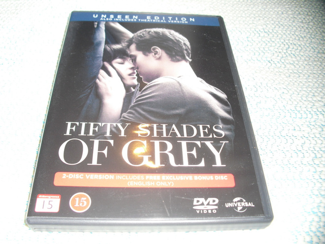 FIFTY SHADES OF GREY (Dakota Johnson)***