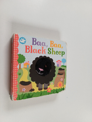 Little Learners Baa, Baa, Black Sheep Finger Puppet Book