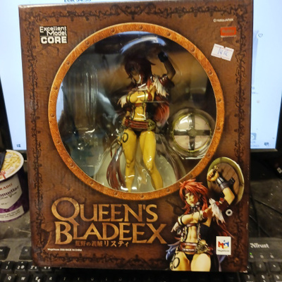 EX MODEL QUEENS BLADEEX - HEAD HUNTER STORE.