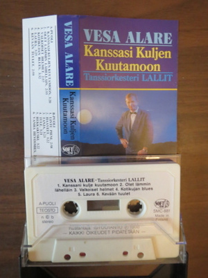 Vesa Alare: Kanssasi Kuljen Kuutamoon c-kasetti