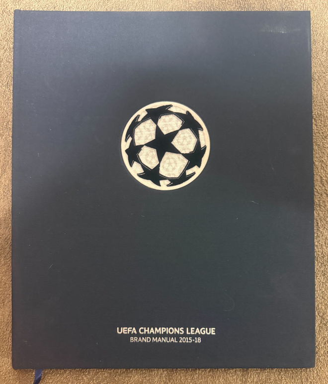 UEFA CHAMPIONS LEAGUE BRAND MANUAL 2015-18