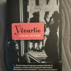 Sarah Waters: Yövartio - pikkukuva 1