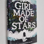 Ashley Herring Blake : Girl made of stars - pikkukuva 1