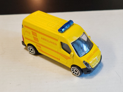 33 Majorette Renault Master