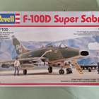 REVELL 1/100 4058 F-100D SUPER SABER - pikkukuva 1