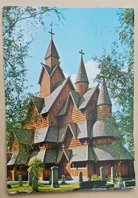 Telemark, Heddal, sauvakirkko v. 1250, p. 1966 Suomeen