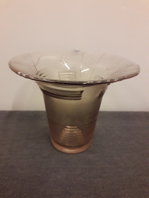 Lila maljakko, Riihimäki, 13cm korkea