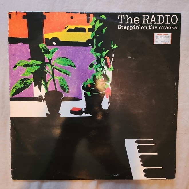 The Radio - Steppin' On The Cracks Lp (M-/EX-)