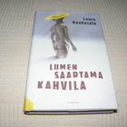 Laura Honkasalo Lumen saartama kahvila  -sid - pikkukuva 1